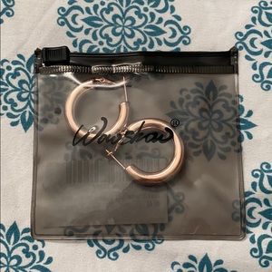 Rose gold hoops 🌹